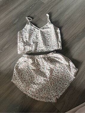 SHEIN White Floral Cami and Shorts Set with Red & Green Print